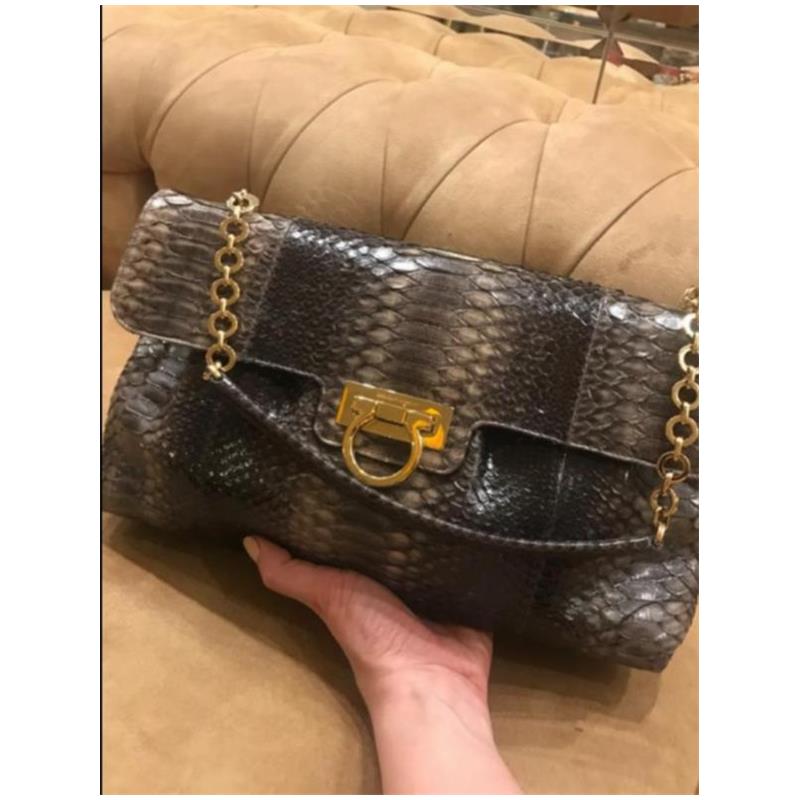 کیف-ferragamo