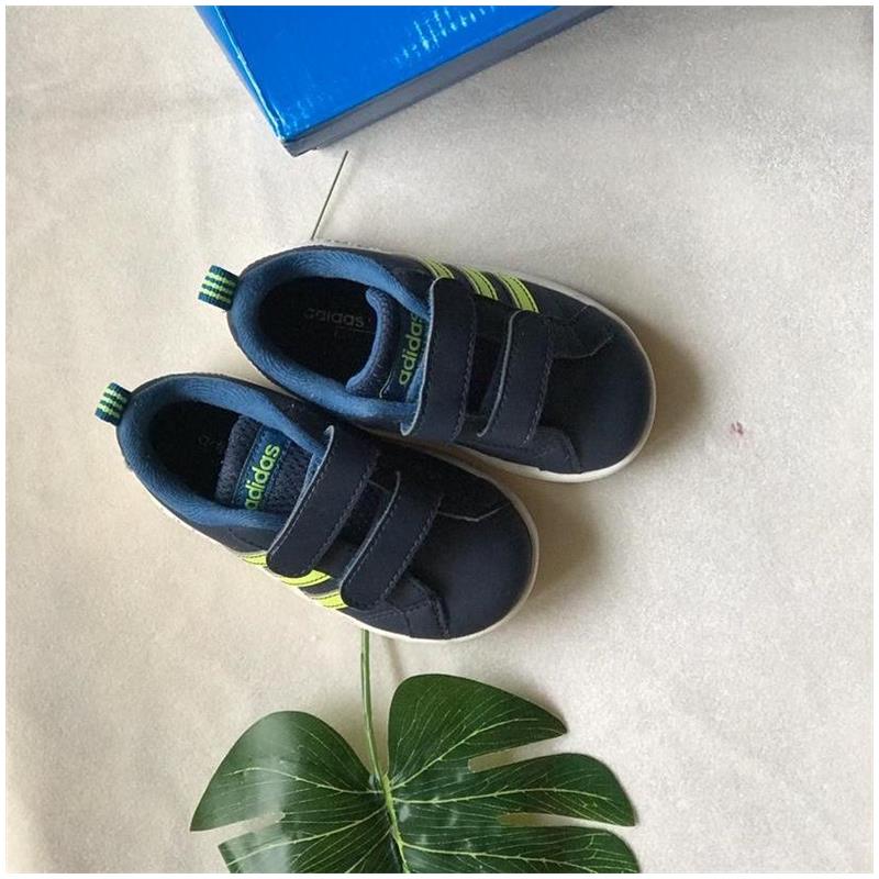 کفش-بچگانه-Adidas