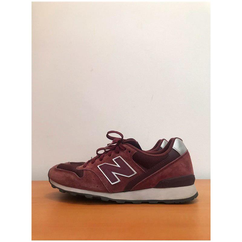 کفش کتانی زرشکی New Balance