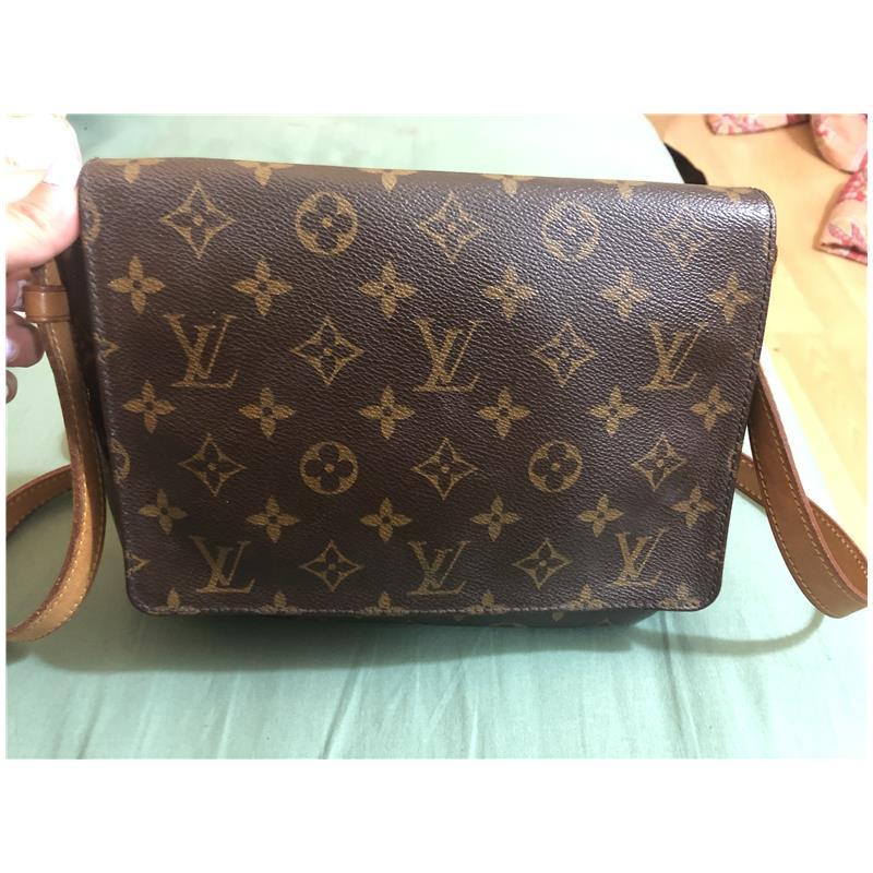 -Louis-Vuitton