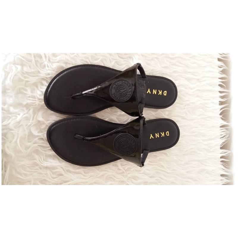صندل-DKNY